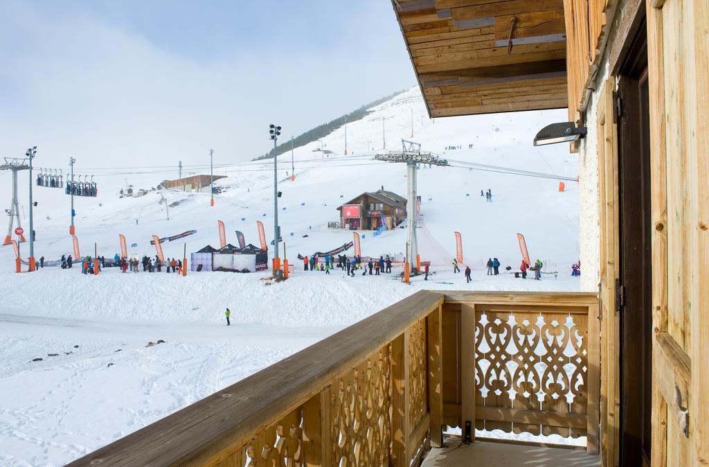 Madame Vacances Hotel Le Christina Alpe d'Huez Buitenkant foto